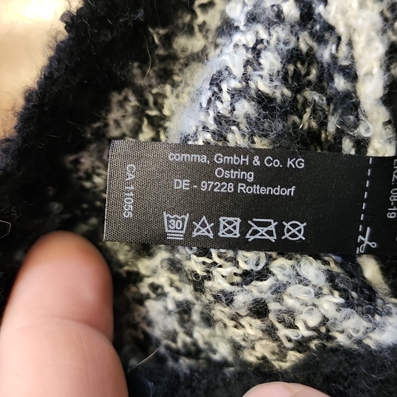 Zebra sweater- super soft & oversized - Picture 12 of 12